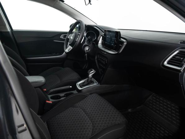 Kia Ceed III с пробегом 2020 года, цена 1 833 000 рублей, 73061 км, универсал, Автокод Объявления