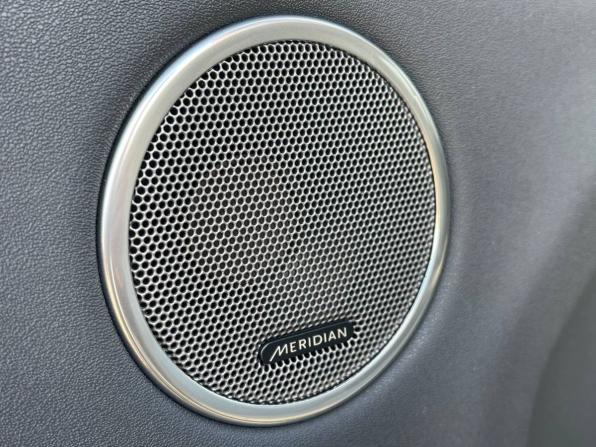 Land Rover Range Rover Evoque I Рестайлинг с пробегом 2015 года, цена 2 439 000 рублей, 159024 км, внедорожник, Автокод Объявления