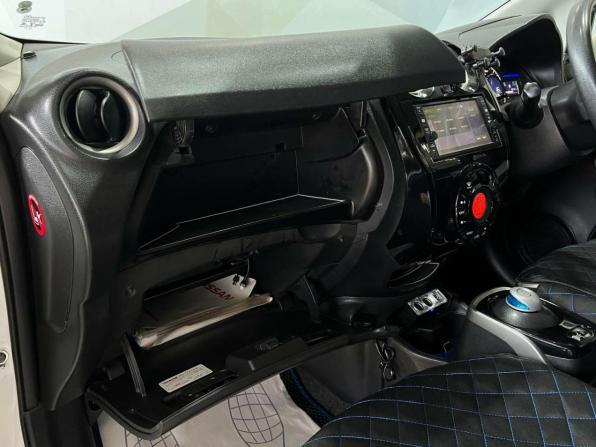 Nissan Note II Рестайлинг с пробегом 2017 года, цена 1 150 000 рублей, 96151 км, хэтчбек, Автокод Объявления