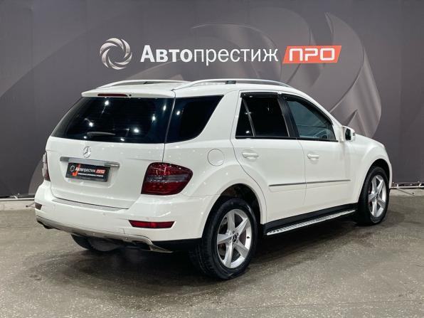 Mercedes-Benz M-Класс II (W164) Рестайлинг с пробегом 2010 года, цена 1 500 000 рублей, 271329 км, внедорожник, Автокод Объявления