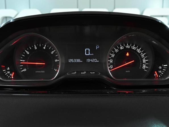 Peugeot 208 I с пробегом 2013 года, цена 799 000 рублей, 126338 км, хэтчбек, Автокод Объявления