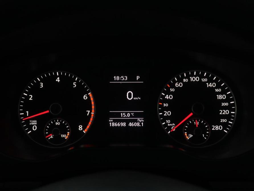 Volkswagen Jetta VI Москва  - изображение 9