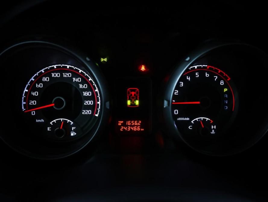 Mitsubishi Pajero IV Рестайлинг 1 Москва  - изображение 17