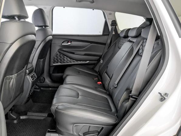 Hyundai Santa Fe IV Рестайлинг с пробегом 2021 года, цена 4 200 000 рублей, 43134 км, внедорожник, Автокод Объявления