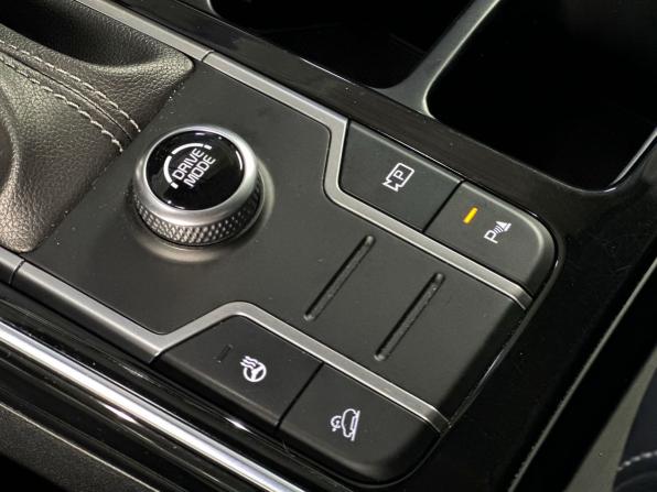 Kia Sorento IV с пробегом 2020 года, цена 3 500 000 рублей, 69417 км, внедорожник, Автокод Объявления