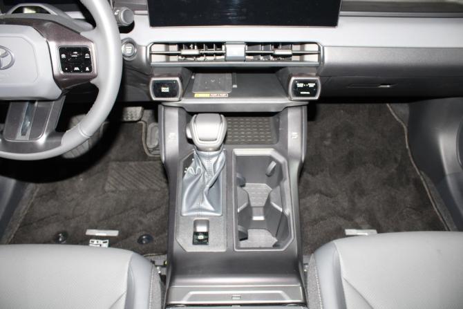 Toyota RAV4 V (XA50) с пробегом 2026 года, цена 4 900 000 рублей, 51 км, внедорожник, Автокод Объявления