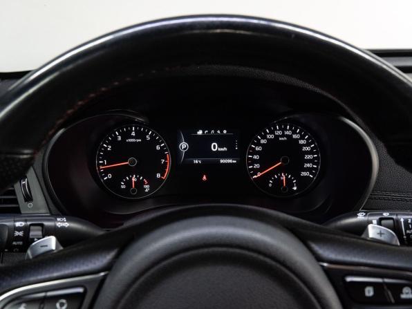Kia Optima IV Рестайлинг с пробегом 2018 года, цена 2 079 000 рублей, 90096 км, седан, Автокод Объявления