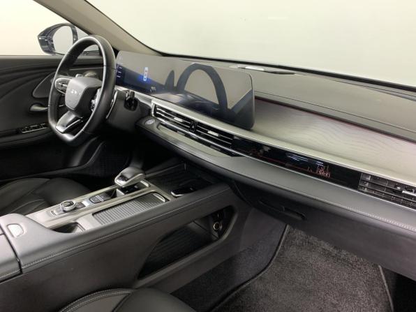 Chery Arrizo 8 с пробегом 2023 года, цена 2 137 000 рублей, 39078 км, седан, Автокод Объявления