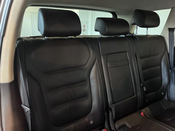 Volkswagen Touareg II с пробегом 2010 года, цена 1 285 000 рублей, 551435 км, внедорожник, Автокод Объявления