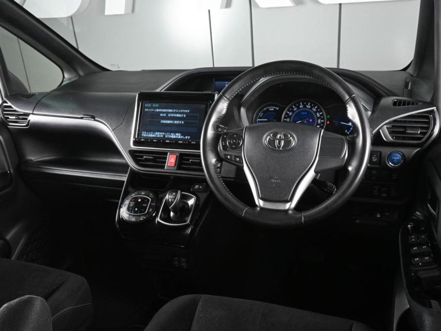 Toyota Noah III (R80) Рестайлинг Ростов-на-Дону  - изображение 6