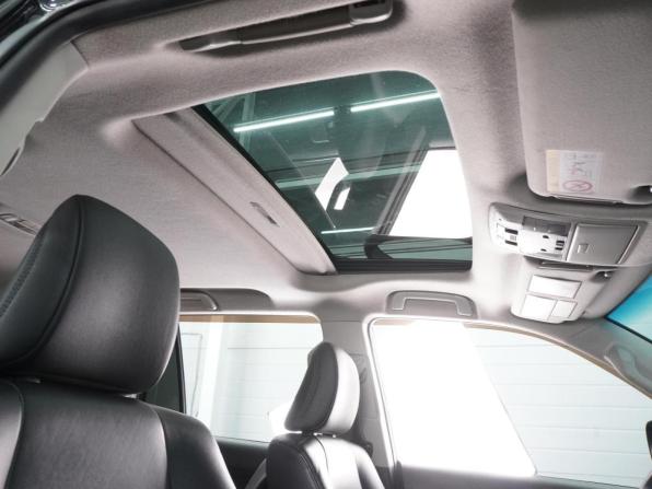 Toyota Land Cruiser Prado 150 Series Рестайлинг 1 с пробегом 2015 года, цена 4 349 000 рублей, 288005 км, внедорожник, Автокод Объявления
