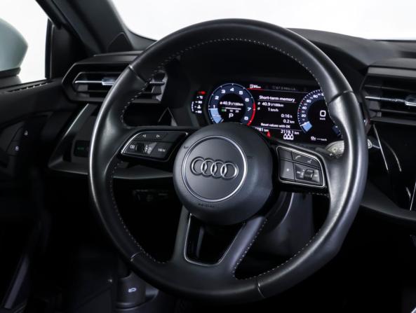 Audi A3 IV (8Y) с пробегом 2021 года, цена 3 073 000 рублей, 47780 км, хэтчбек, Автокод Объявления