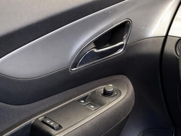Opel Mokka I с пробегом 2014 года, цена 877 000 рублей, 141000 км, внедорожник, Автокод Объявления