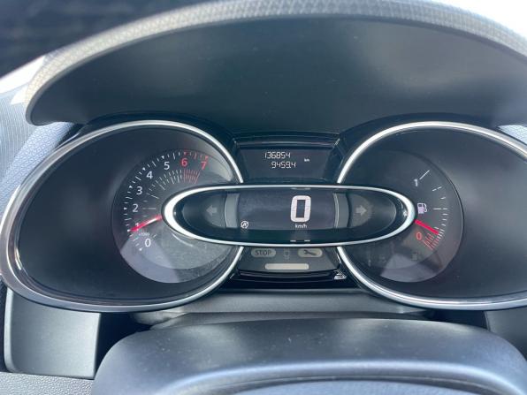Renault Clio IV Рестайлинг с пробегом 2019 года, цена 999 000 рублей, 136849 км, универсал, Автокод Объявления