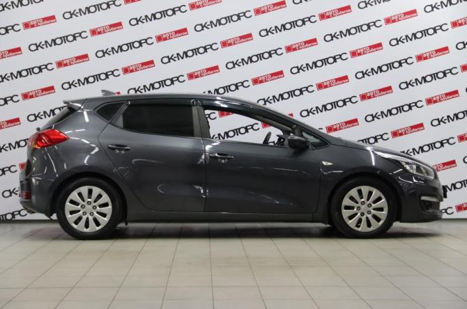 Kia Ceed II Рестайлинг с пробегом 2017 года, цена 795 950 рублей, 281063 км, хэтчбек, Автокод Объявления