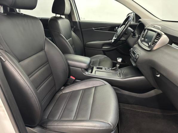 Kia Sorento III Prime Рестайлинг с пробегом 2019 года, цена 3 060 000 рублей, 166789 км, внедорожник, Автокод Объявления