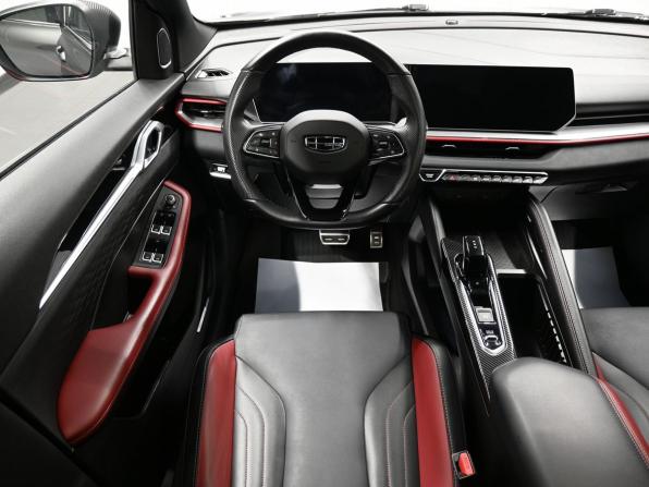 Geely Coolray I Рестайлинг с пробегом 2024 года, цена 2 095 000 рублей, 52839 км, внедорожник, Автокод Объявления