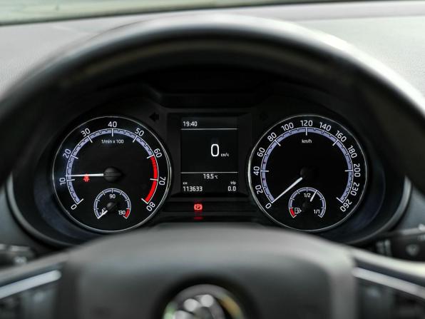 Skoda Octavia III (A7) Рестайлинг с пробегом 2018 года, цена 1 480 000 рублей, 113630 км, лифтбек, Автокод Объявления