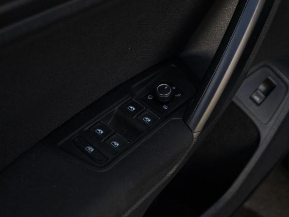 Volkswagen Tiguan II с пробегом 2019 года, цена 2 397 000 рублей, 89656 км, внедорожник, Автокод Объявления