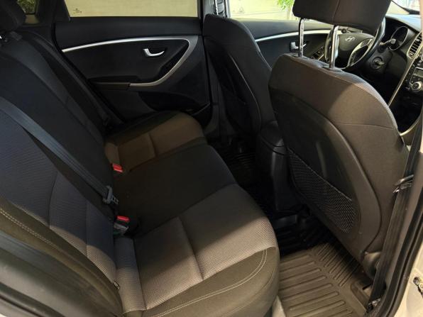 Hyundai i30 II с пробегом 2013 года, цена 899 000 рублей, 117000 км, хэтчбек, Автокод Объявления