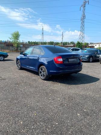 Skoda Rapid I с пробегом 2015 года, цена 921 400 рублей, 240000 км, лифтбек, Автокод Объявления