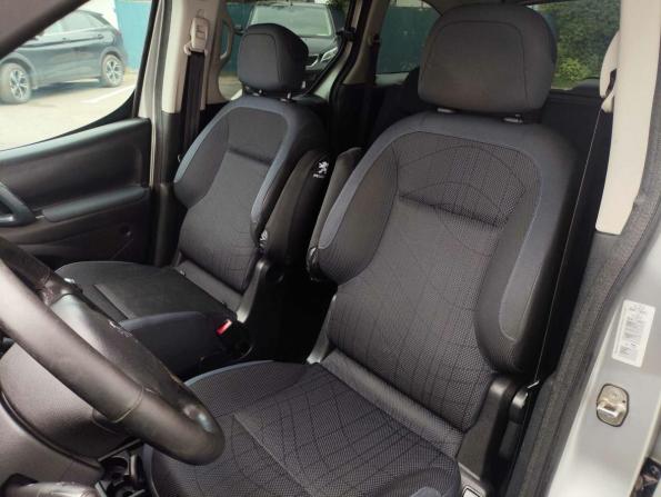 Peugeot Partner II с пробегом 2009 года, цена 565 000 рублей, 225808 км, минивэн, Автокод Объявления