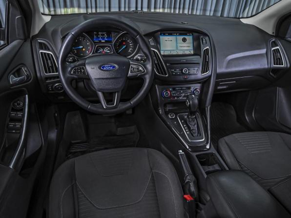 Ford Focus III Рестайлинг с пробегом 2019 года, цена 1 355 000 рублей, 174619 км, хэтчбек, Автокод Объявления