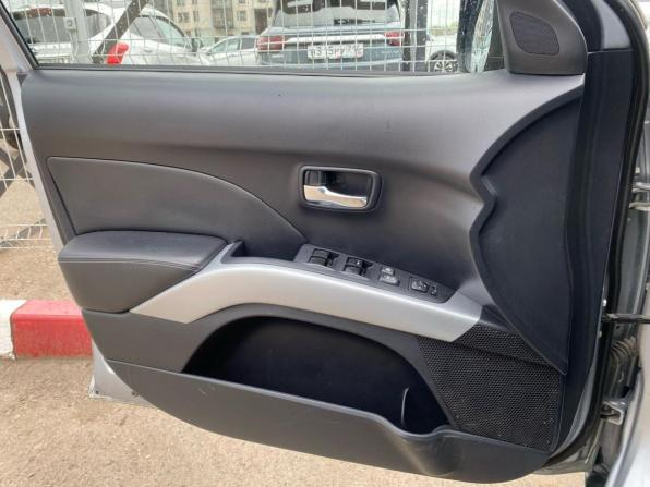 Mitsubishi Outlander II с пробегом 2008 года, цена 980 000 рублей, 243302 км, внедорожник, Автокод Объявления