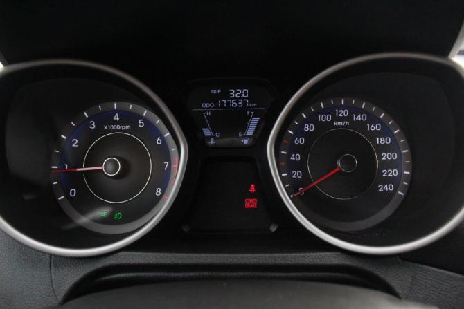 Hyundai Elantra V (MD) с пробегом 2012 года, цена 940 000 рублей, 177635 км, седан, Автокод Объявления
