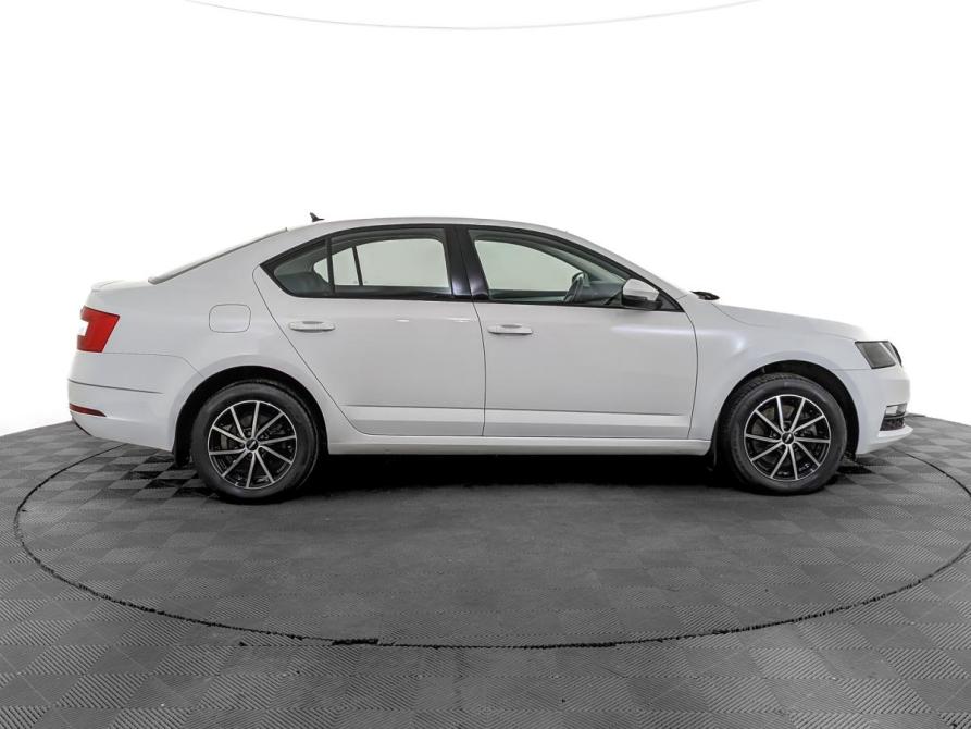 Skoda Octavia III (A7) Рестайлинг Москва  - изображение 4