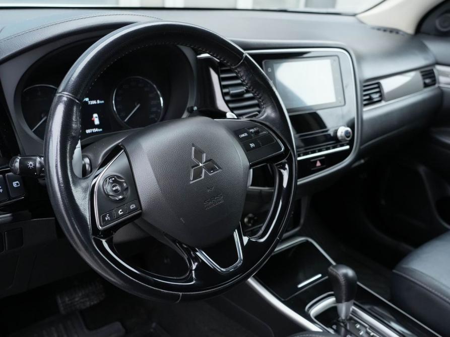 Mitsubishi Outlander III Рестайлинг 3 Новосибирск  - изображение 12