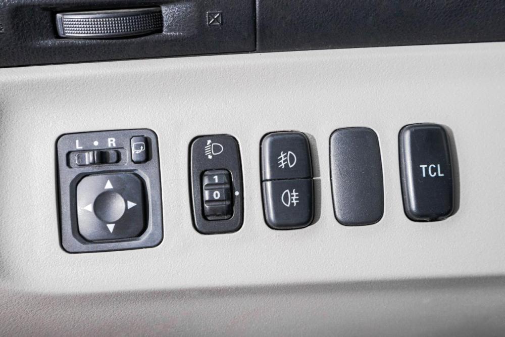Mitsubishi Grandis I Барнаул  - изображение 11
