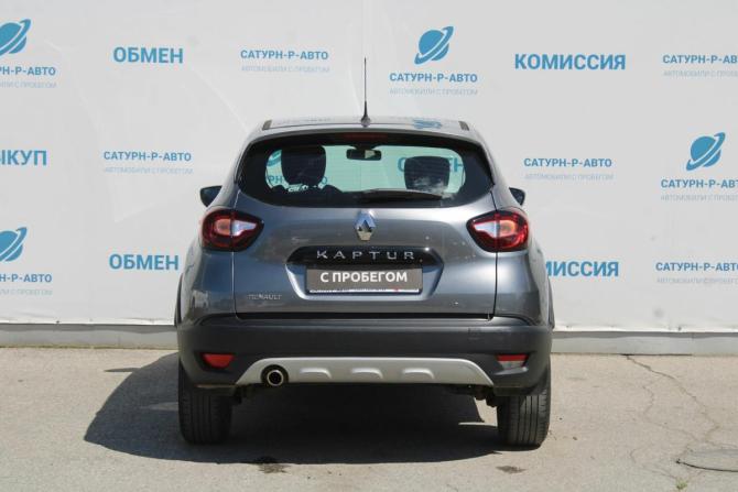 Renault Kaptur I с пробегом 2019 года, цена 1 335 000 рублей, 132000 км, внедорожник, Автокод Объявления