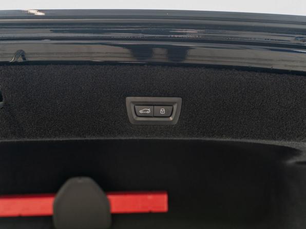 BMW 7 серии VII (G70) с пробегом 2023 года, цена 12 990 000 рублей, 21085 км, седан, Автокод Объявления