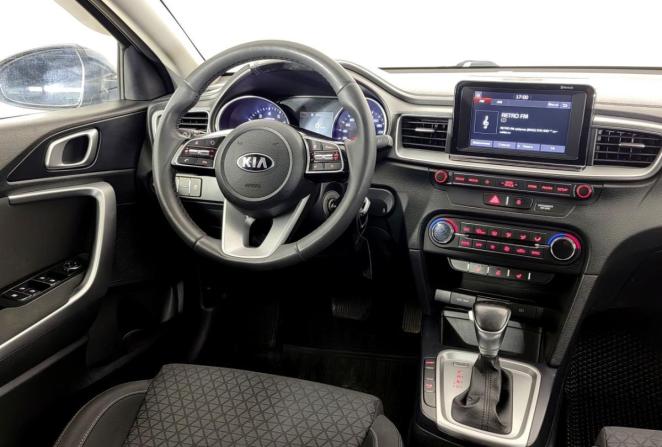 Kia Ceed III с пробегом 2019 года, цена 1 840 000 рублей, 118416 км, хэтчбек, Автокод Объявления