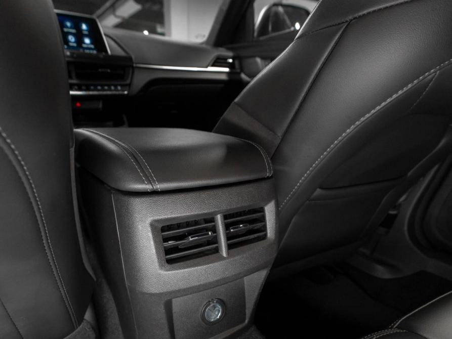 Cadillac CT4 I Москва  - изображение 14