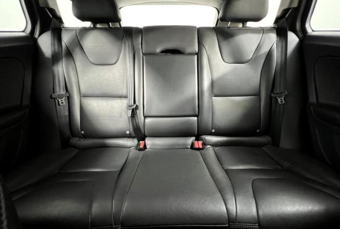 Volvo V60 Cross Country I с пробегом 2016 года, цена 2 075 000 рублей, 208696 км, универсал, Автокод Объявления