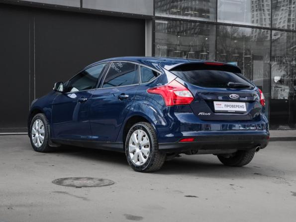 Ford Focus III с пробегом 2015 года, цена 878 000 рублей, 171863 км, хэтчбек, Автокод Объявления