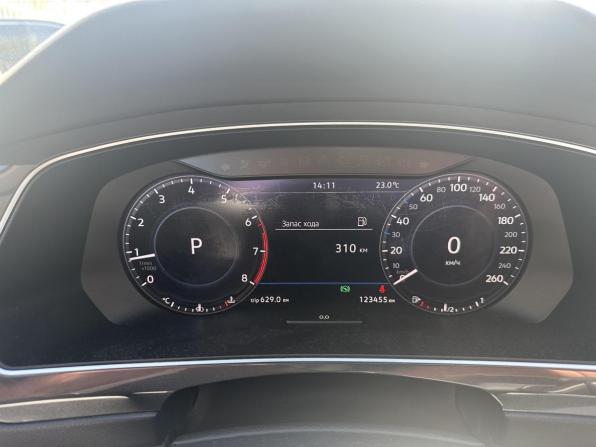 Volkswagen Tiguan II с пробегом 2017 года, цена 2 229 000 рублей, 123455 км, внедорожник, Автокод Объявления