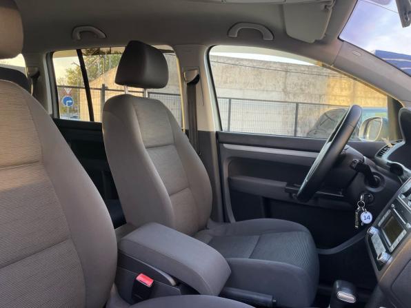 Volkswagen Touran I Рестайлинг с пробегом 2008 года, цена 840 000 рублей, 242179 км, компактвэн, Автокод Объявления