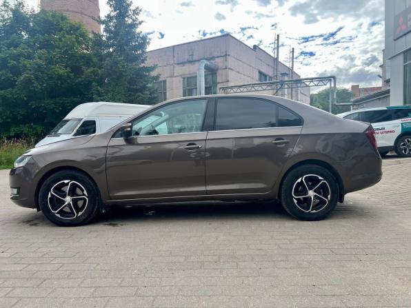 Skoda Rapid I Рестайлинг с пробегом 2018 года, цена 1 130 000 рублей, 178000 км, лифтбек, Автокод Объявления