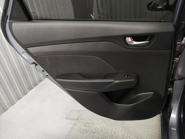 Hyundai Solaris II с пробегом 2019 года, цена 1 220 000 рублей, 137110 км, седан, Автокод Объявления