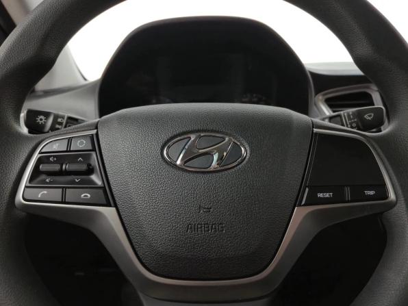 Hyundai Accent V Рестайлинг с пробегом 2022 года, цена 1 590 000 рублей, 54918 км, седан, Автокод Объявления