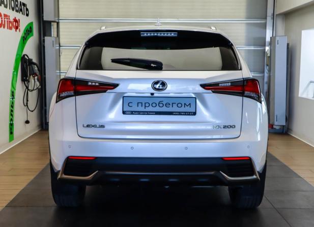 Lexus NX I Рестайлинг с пробегом 2017 года, цена 3 250 000 рублей, 90211 км, внедорожник, Автокод Объявления