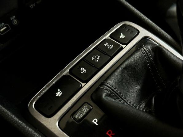 Hyundai Creta I с пробегом 2017 года, цена 1 300 000 рублей, 329640 км, внедорожник, Автокод Объявления