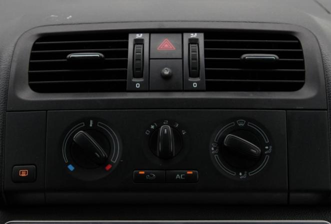 Skoda Fabia II Рестайлинг с пробегом 2013 года, цена 710 000 рублей, 138710 км, хэтчбек, Автокод Объявления