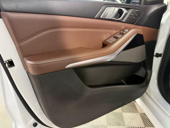 BMW X7 I (G07) с пробегом 2020 года, цена 8 300 000 рублей, 126177 км, внедорожник, Автокод Объявления
