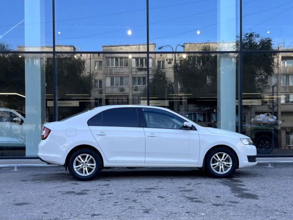 Skoda Rapid I Рестайлинг с пробегом 2018 года, цена 1 200 000 рублей, 133334 км, лифтбек, Автокод Объявления