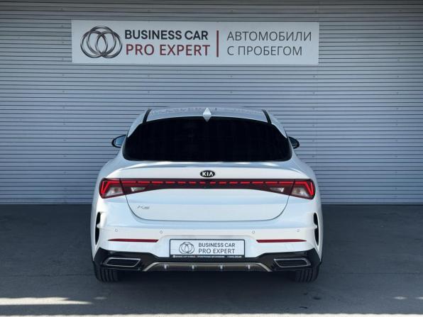 Kia K5 III с пробегом 2021 года, цена 2 425 000 рублей, 95043 км, седан, Автокод Объявления