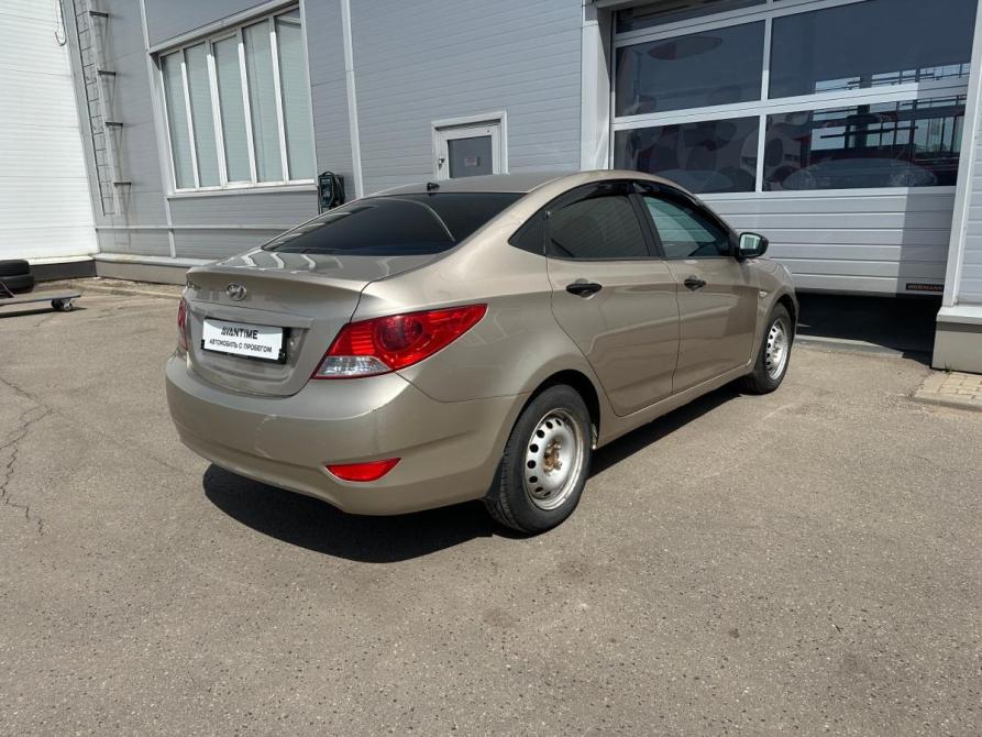 Hyundai Solaris I Москва  - изображение 8